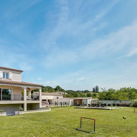 Holiday home Les Hauts De Provence - Maison Avec Piscine Aix-en-Provence